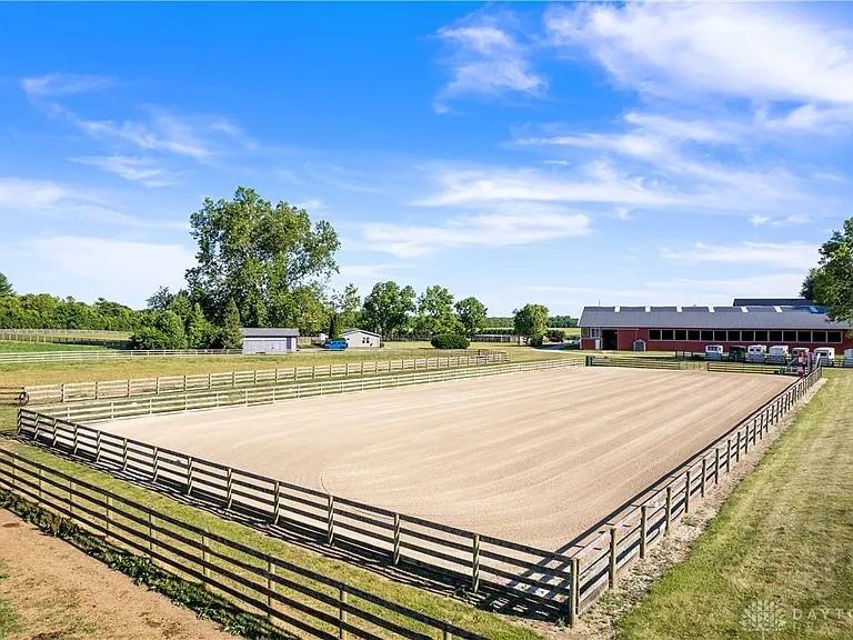 The outdoor sand arena
