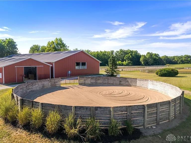 The round pen beside the barn