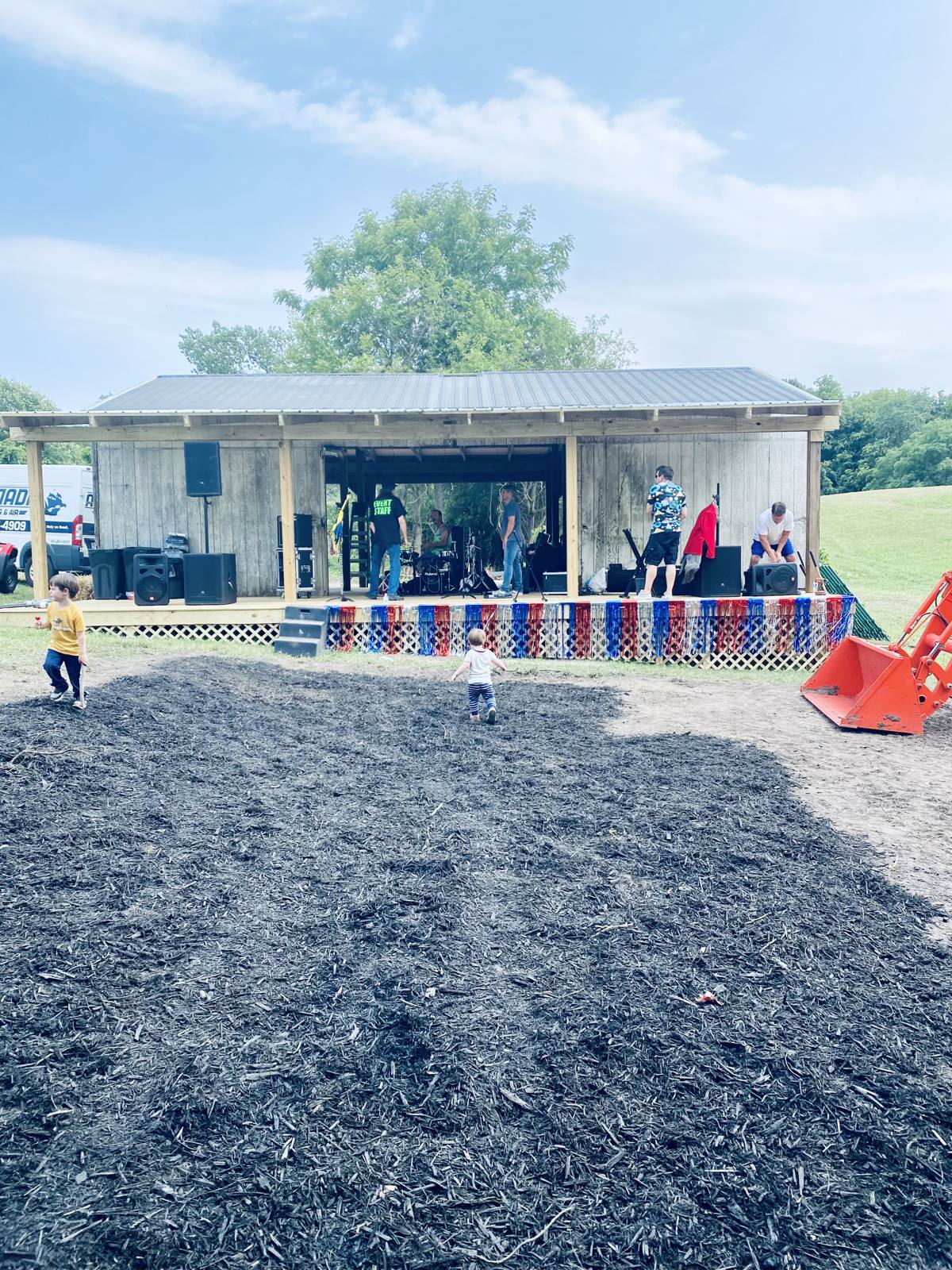 The finished stage barn and gravel lot ready for guests